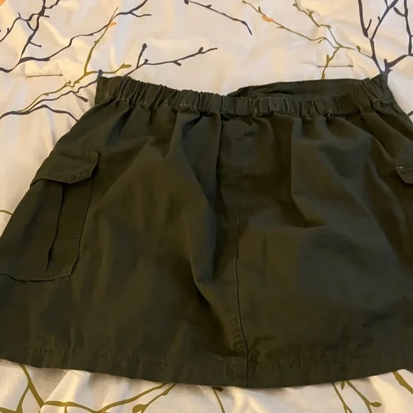 City Chic Olive Mini Skirt - Picture 4 of 4